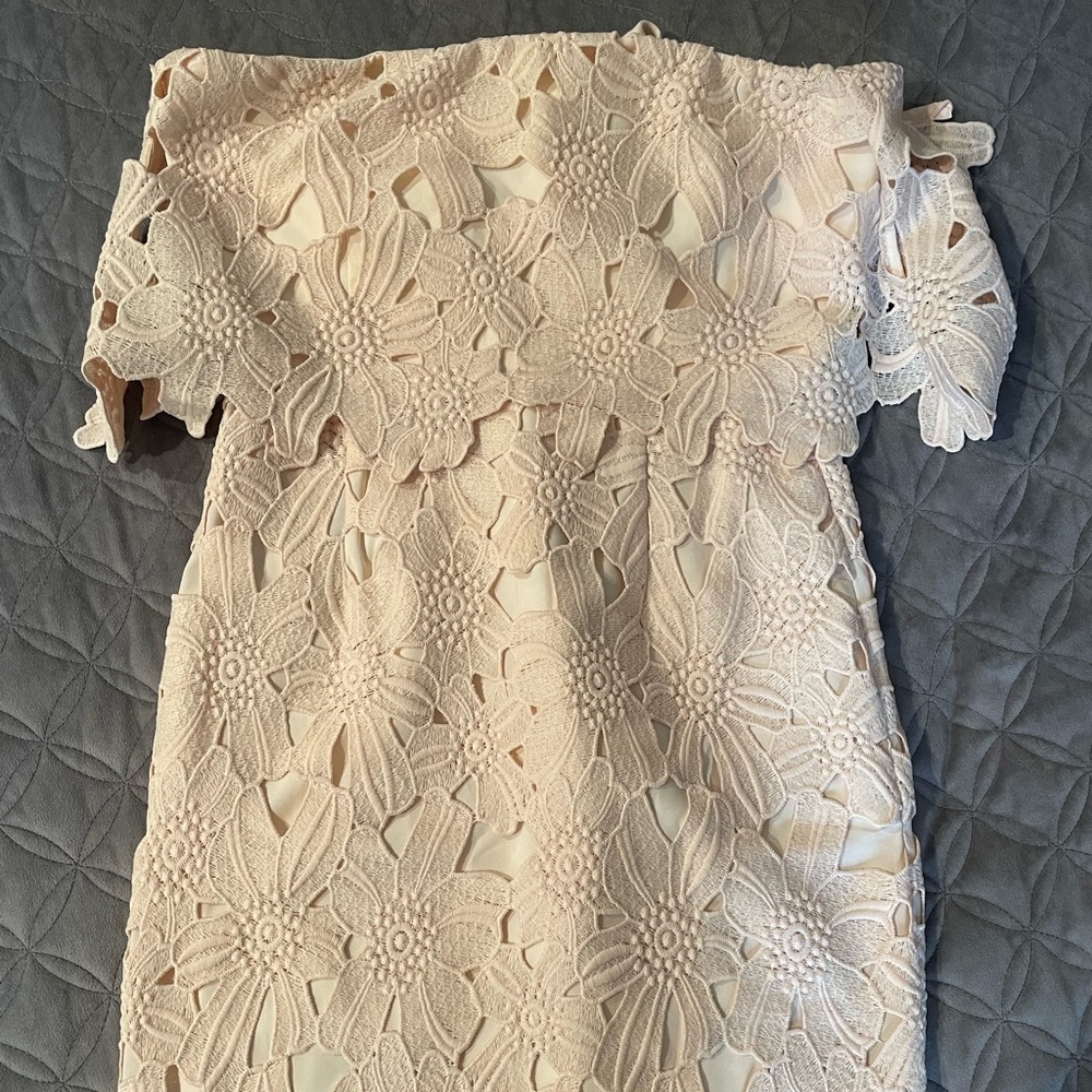 Saylor FP blush off shoulder midi dress